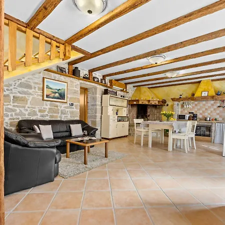 Prázdninový dům Franz By Interhome Potpićan